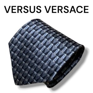 【1円スタート】VERSUS ヴェルサス VERSACE ヴェルサーチ ネクタイ ハイブランド イタリア製 シルク シルク100% グレー 総柄 メデューサ