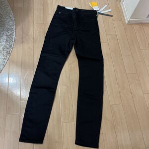 新品！H&M スキニーパンツ　ストレッチあり