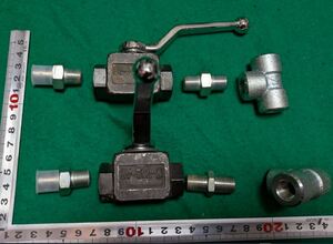 【中古・送料無料】2個セット！Hirose Valves 1/4B BV-T02-21 (両端めねじ）ヒロセ バルブ ボールバルブ+オマケ（ジョイント、Ｔ管）