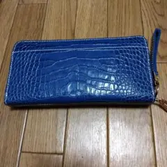 超激安　美品　送料込　TUSCANIA  　高級　本革長財布