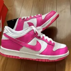 新品未使用Nike Dunk Low ホワイト/ピンク 23.5cm