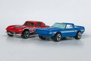 【ルース37】Hot Wheels　　コルベット スティングレイ　　　1969シェルビー GT500　　2台セット