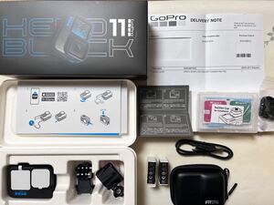 GoPro HERO11 BLACK 開封未使用品 2024年3月公式サイト購入 付属品全てあり 純正バッテリー計2個 未使用ケース 未使用液晶保護シール付き