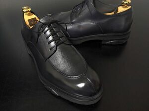 フェラガモ 10EEE Ferragamo Vチップ ドレススニーカー 9425