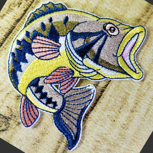 ブラックバス 刺繍パッチ アイロンオン　BASS00 [●匿名配送● 魚 釣り 毛針 フライ フィッシング]