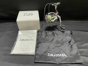 6^16 ダイワ(DAIWA) 12ルビアス(LUVIAS) 2004 ラインあり スピニングリール 取扱説明書、収納袋、箱付属