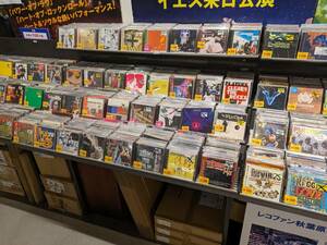 CDラック 棚 リフト 什器 通称 パタパタ 大容量 収納 コレクション【レコファン渋谷店：お引き取り価格/送料別途ご相談】B