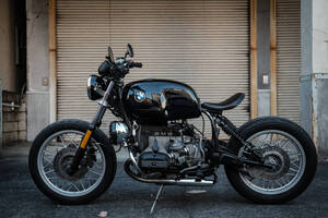 BMW R100 エンジンOH、フォークOHなどレストア済 キック付き！（ボバー　スクランブラー　スポスタ　カフェレーサー　ハーレー R100RS）