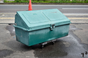 EP01 幅136(125)cm 日本バスプラ工業株式会社 プラキャビン トラック 荷台 工具入れ 工具BOX 工具箱 