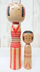 伝統工芸　工芸美術　 ＊伝統こけしKOKESHI ＊弥治郎系新山系列　二点＊工人　新山久志　新山民夫　銘　在銘 ＊木工芸　古物　郷土玩具　