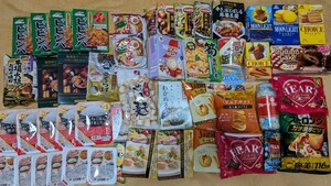 ②★ｖ★飲料/菓子/食品セット★詰め合わせまとめて/大量4９個/スナック/調味料/インスタント/ルー/クッキー/スナック/チョコ/ごはん/米