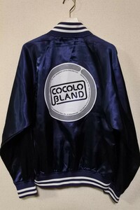 COCOLO BLAND ポリエステル スタジャン ジャケット 薄手生地 size S ネイビー バックロゴ