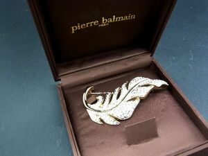 ■美品■ PIERRE BALMAIN ピエールバルマン フェザー ラインストーン ブローチ ピンバッジ アクセサリー ゴールド系×クリア DF1733