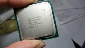 INTEL Celeron E3300 