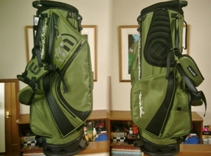 ☆未使用　トラビス・マシュー　アスリート向け　取っ手付　合繊素材　ダークグリーン緑　スタンドバッグ