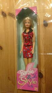 ★MATTEL Barbieファッションアベニューバービー赤ドレス/未開封