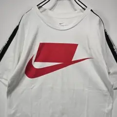 NIKE　t-shirt　M　モザイクロゴ　ビッグプリント　ライン　ホワイト