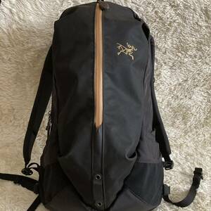 人気　ARRO 22 BACKPACK(アロー22 バックパック)