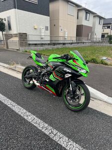 「確認用」zx25r カウル　セット