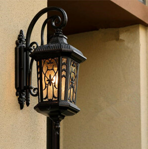 屋外ライド 防水壁掛け照明 アンティーク ウォールランプ　北欧 ブラケットライト 玄関灯　 ポーチライト庭用 夜明け