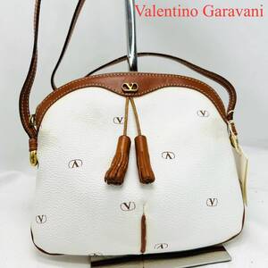 希少　Valentino Garavani　 ヴァレンティノ　ショルダーバッグ　レザー 