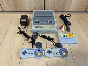 任天堂　Nintendo　スーパーファミコン　SHVC-001　コントローラーなど付き　通電確認　中古現状