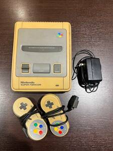 ＃16800 スーパーファミコン 本体 動作未確認 箱無し コントトーラー2個 アダプタ付き 任天堂