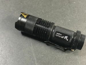 【即納】E105#懐中電灯 フラッシュライト ミニーライト CREE Q5搭載 260ルーメン 防水仕様