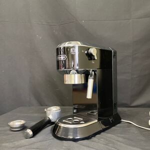 DeLonghi デロンギ エスプレッソ カプチーノメーカー コーヒーマシン ブラック デディカ EC680BK？ 通電確認済み 2