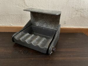 Vintage Ashtray アルミ製 受け皿可動式( カフェ cafeバー アッシュトレイ 灰皿 固定 車 カー )