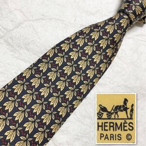 ■美品■HERMES エルメス　ネクタイ　雑木に隠れるフクロウ　葉　梟　総柄　シルク100% フランス製　イエローベージュ×グレー