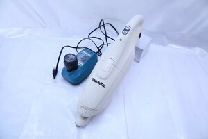 ◆ Makita　掃除機　ノズルなし　バッテリーつき　DC10WA CL102D　　#29358　◆