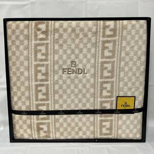 美品未使用　FENDI フェンディ コットンボアシーツ　ズッカ柄　FF柄　ベージュカラー