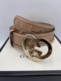 美品‼️GUCCI グッチ ベルトハートベルト ピンク　レディース