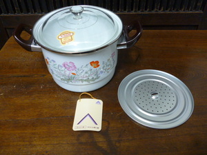 昭和レトロ　YAMAHIRO ホーロー むし鍋 ２０㎝ ４.２L 両手鍋 花柄 PYREX 山博工業 パイレックス 蒸し器