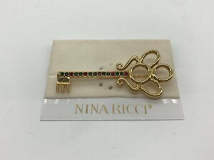 ■【YS-1】 未使用 ■ ニナリッチ NINARICCI ブローチ ■ キー 鍵 モチーフ GP ゴールド系 カラーストーン付き 全長6,5cm【同梱可能商品】K