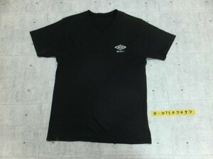 UMBRO アンブロ ロゴプリント メッシュ Vネック Tシャツ スポーツウェア