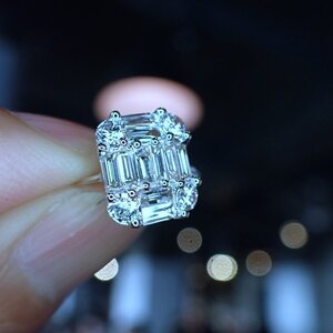 ＊R7245 天然上質ダイヤモンド１．００ct 最高級K18WG無垢リング 新品