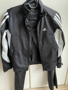 ジャージ adidas アディダス　中古　130 黒　ブラック　上下