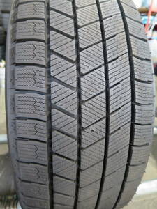 22年製イボ跡あり 215/45R18 89Q ◆ブリヂストン BLIZZAK VRX3◆ 1本 B1167 スタッドレス