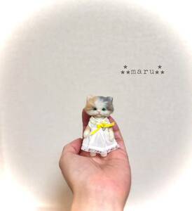 ＊maru＊羊毛フェルト　小さなテディベア　三毛猫　ハンドメイド　ブライス　人形　ドールハウス