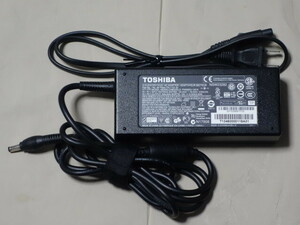 東芝　PA5083U-1ACA　PA-1121-81　19V 6.32A　外径5.5mm　内径2.5mm