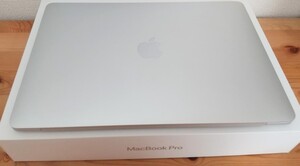 【送料無料】MacBook Pro 2020 13インチ シルバー Apple US配列