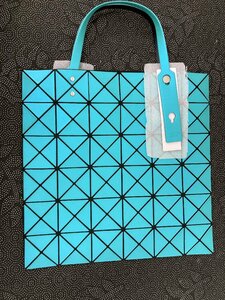 BAO BAO ISSEY MIYAKE バオバオ イッセイミヤケ トートバッグ ショルダーバッグ バッグ BAG ティファニーカラー 中古 TN 1