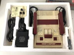 ★【売り切り】ファミコン FAMILY COMPUTER ファミリーコンピューター 任天堂 HVC-001