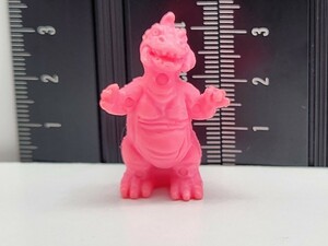 ゴジラ×ガメラ×ウルトラ怪獣 消しゴム シーグラ ピンク[24H16検]FigurineポピーGodzilla丸越Gameraフィギュア 特撮 コレクション