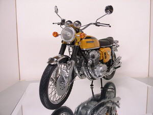 MINICHAMPS / ミニチャンプス 1/12 ホンダ ＣＢ７５０ 希少色希少美品