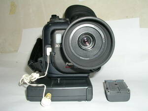 6415● Panasonic NV-DJ1 3CCD、MiniDVテープ式ビデオカメラ ●20