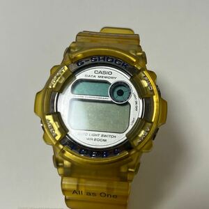 M 【売り切り】 CASIO カシオ G-SHOCK ジーショック イルクジモデル DW-9200K 腕時計 デジタル クオーツ 多機能 カレンダー 現状品