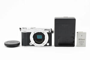 ★実用美品★ニコン Nikon1 J5 シルバー ボディ L1200#3031